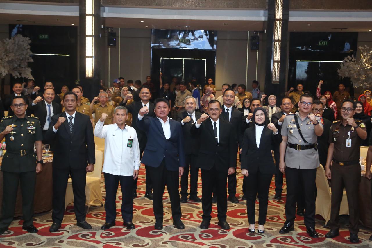 H. Derga Karenza S.P., M.M. Raih Penghargaan Inovator Sumsel 2025 Berkat Sistem Retribusi Online (ROS) 2