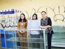 Ayu Nur Suri Serahkan Bantuan UMKM di Palembang, Tegaskan Komitmen Ekonomi Kerakyatan
