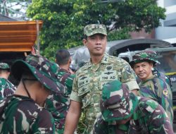 Dandim 0418/Palembang Letkol Arh Erik Novianto Pimpin Karya Bakti Hari Juang TNI AD Ke-80 di SD Kartika II-2