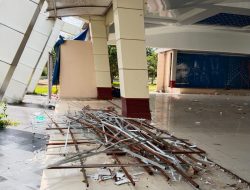 Diduga Proyek Siluman Rehab Balai Rakyat Pemda OKU Timur, Disorot Publik dan Dinilai Langgar UU KIP
