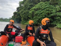 PERAHU GETEK OLENG, SATU ORANG HILANG TENGGELAM DI SUNGAI SIGUCI