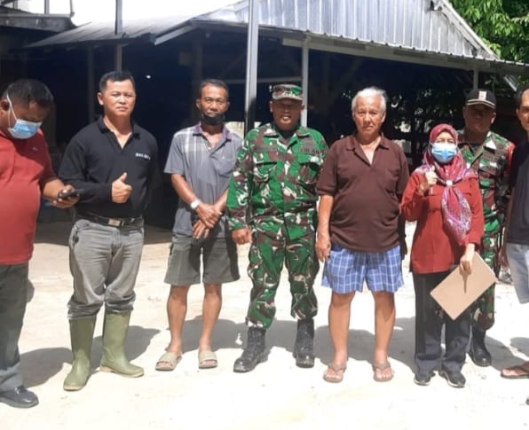 Babinsa Kemang Manis Dampingi Dinas Ketahanan Pangan dan Peternakan Kota Palembang Lakukan Vaksinasi Anti Rabies 2