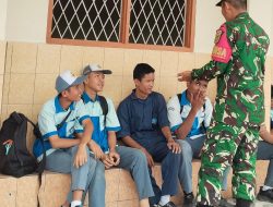 Babinsa Karang Jaya Jemput Bola ke Sekolah, Ajak Siswa Tri Dharma Daftar TNI AD