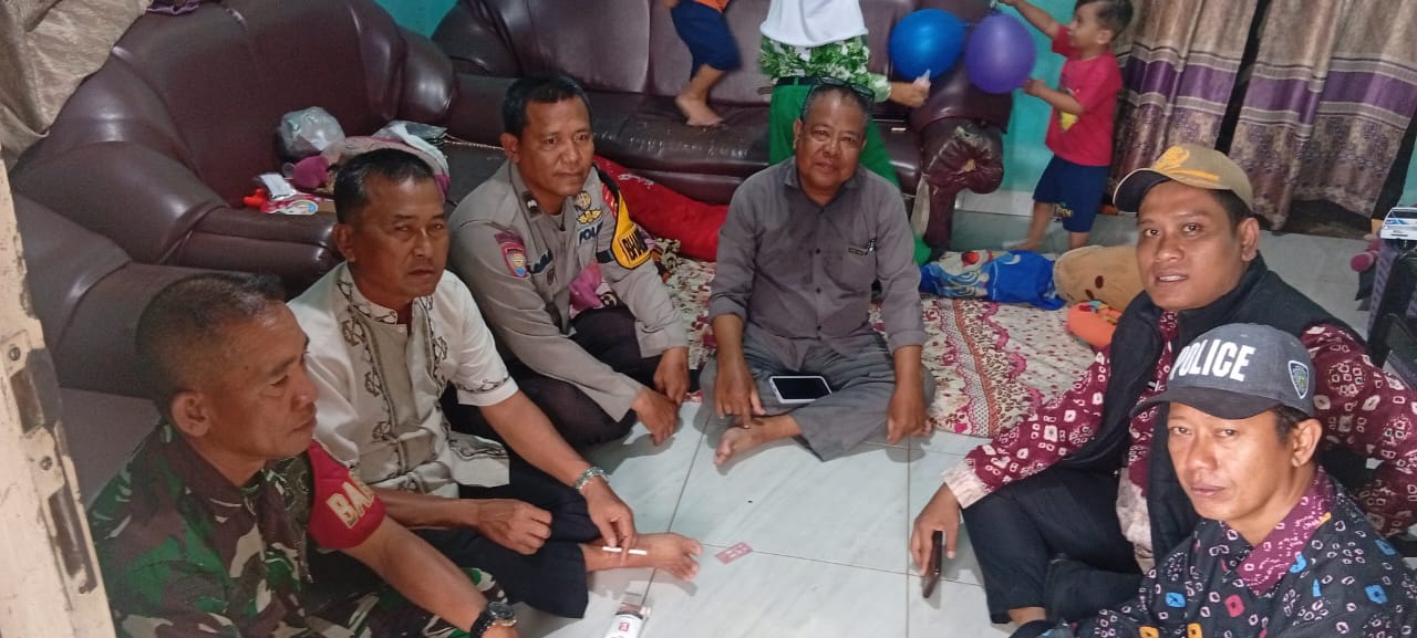 Babinsa Sako Bersama Tiga Pilar Mediasi Warga Selisih Paham, Jaga Kondusifitas Lingkungan 1