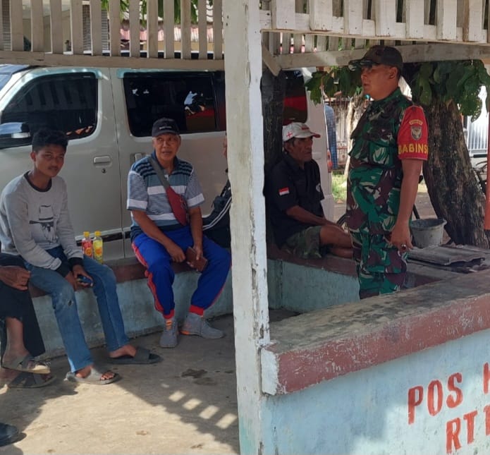 Babinsa Lebung Gajah Ajak Warga Peduli Lingkungan dan Aktif Gotong Royong di Musim Penghujan 1