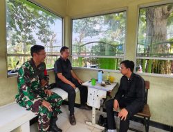 Babinsa Siring Agung Koramil 418-02/Pakjo Cek Pos Security MAN 1 Palembang, Ingatkan Waspada DBD Saat Musim Hujan