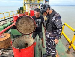 TNI AL Gagalkan Dugaan Distribusi BBM Ilegal di Perairan Makassar, Dua Kapal dan 7 Mobil Tangki Diamankan