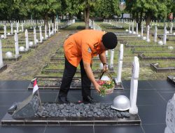 Kantor SAR Palembang Gelar Upacara Tabur Bunga Peringati HUT ke-54 Basarnas