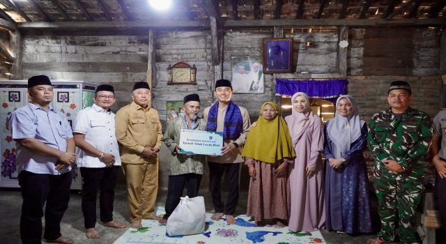 Layak dan Listrik Gratis, Nyalakan Harapan Keluarga Pra Sejahtera di Lempuing 1