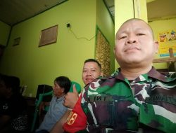 Babinsa Koramil 418-05/Lemabang Jenguk Warga Delapan Ilir yang Sakit Stroke Ringan