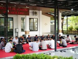 Kapolres OKI Pimpin Khataman Al-Qur’an di Masjid Al Faruq, Perkuat Iman dan Soliditas Personel