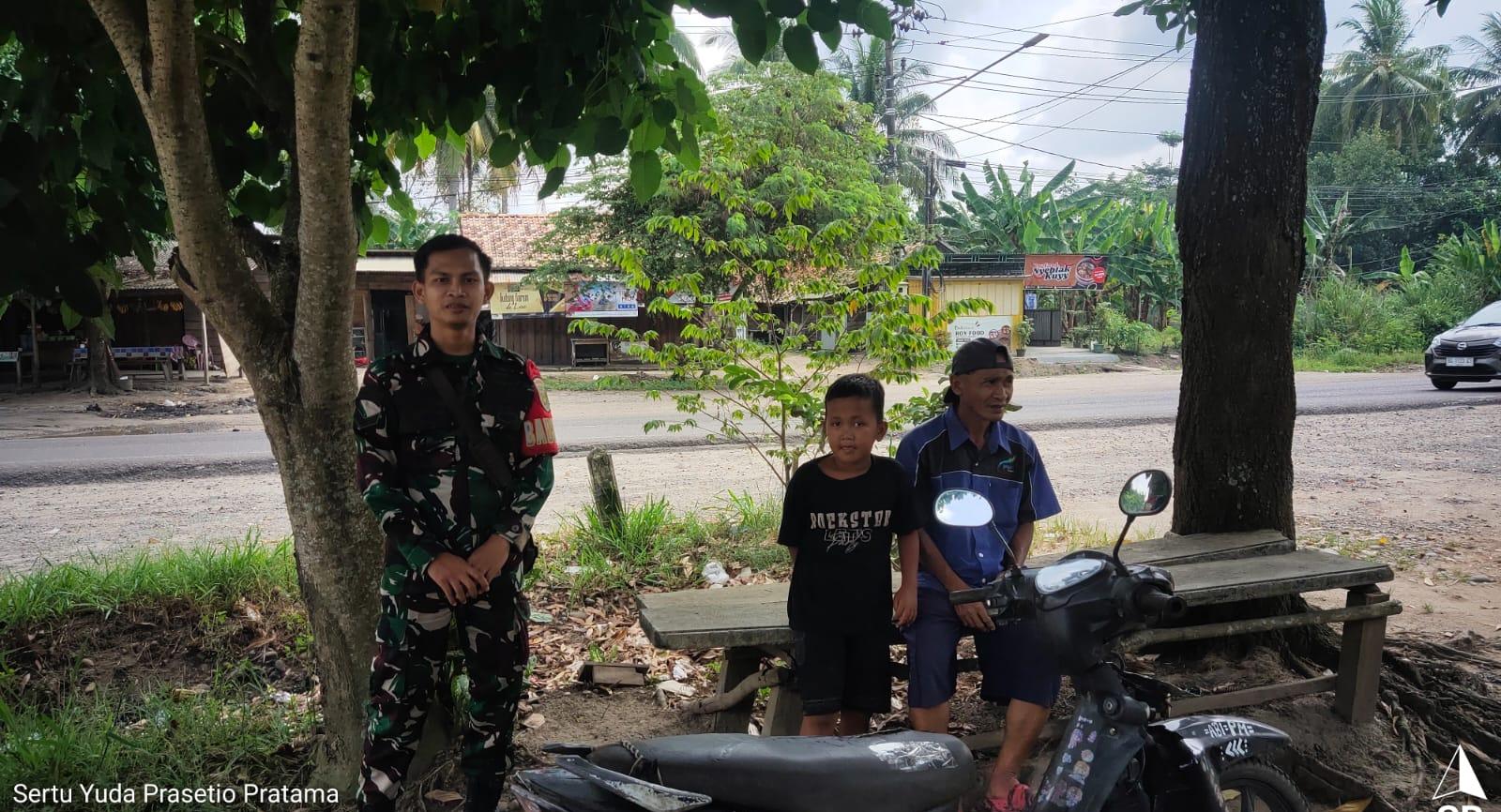 Babinsa Lorok Pakjo Ingatkan Warga Waspada Curanmor dan Pembobolan Rumah Pasca Lebaran 1