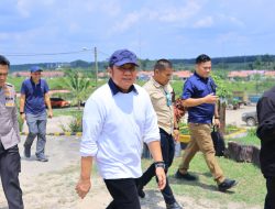Tinjau Kebakaran Sumur Minyak di Muba, Gubernur Herman Deru Tekankan Keselamatan dan Solusi Usaha