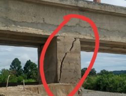 Warga Desak Penyelesaian Jembatan Beton di Empat Lawang, Tiang Penyangga Dilaporkan Retak