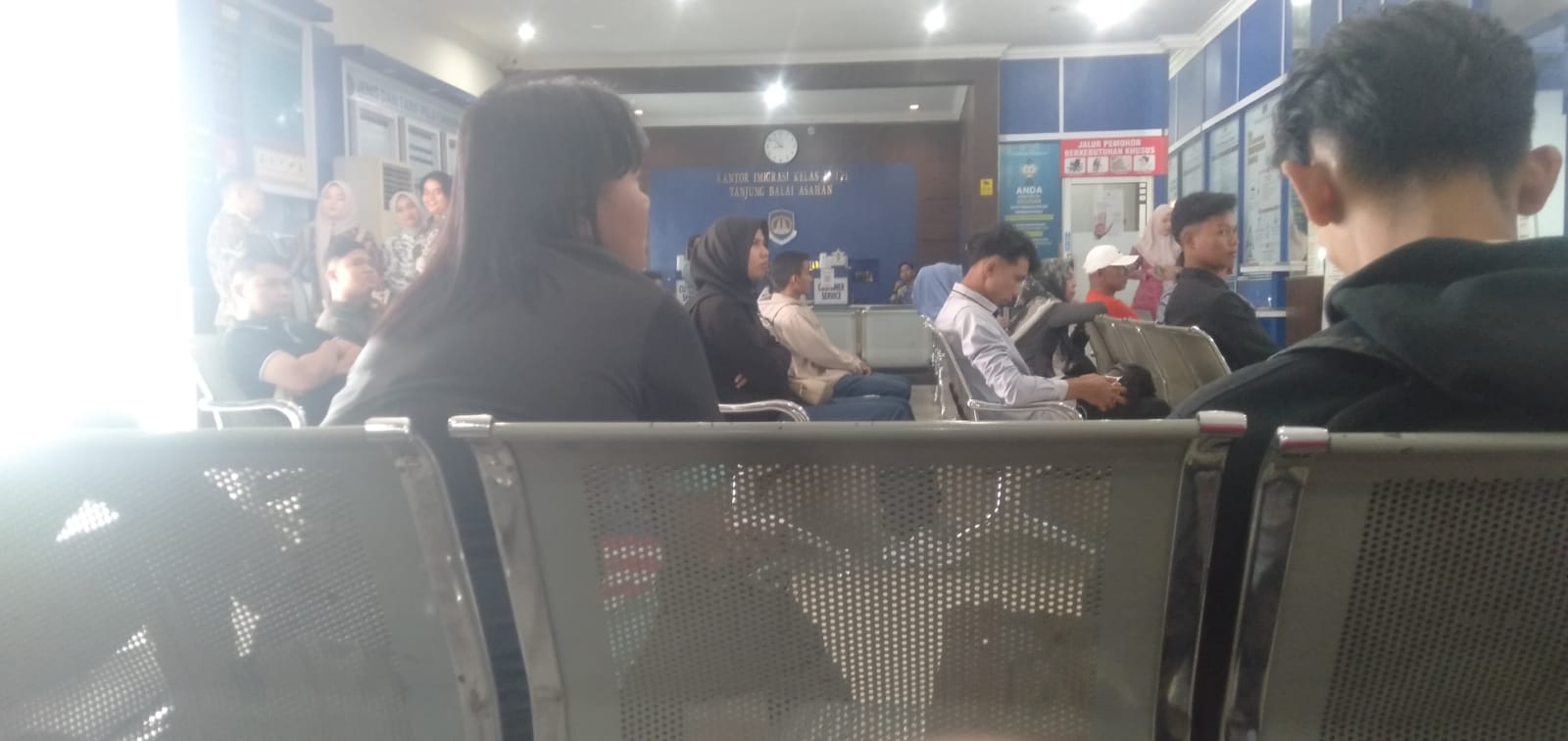 PELAYANAN IMIGRASI TANJUNG BALAI ASAHAN DIPUJI MASYARAKAT 1