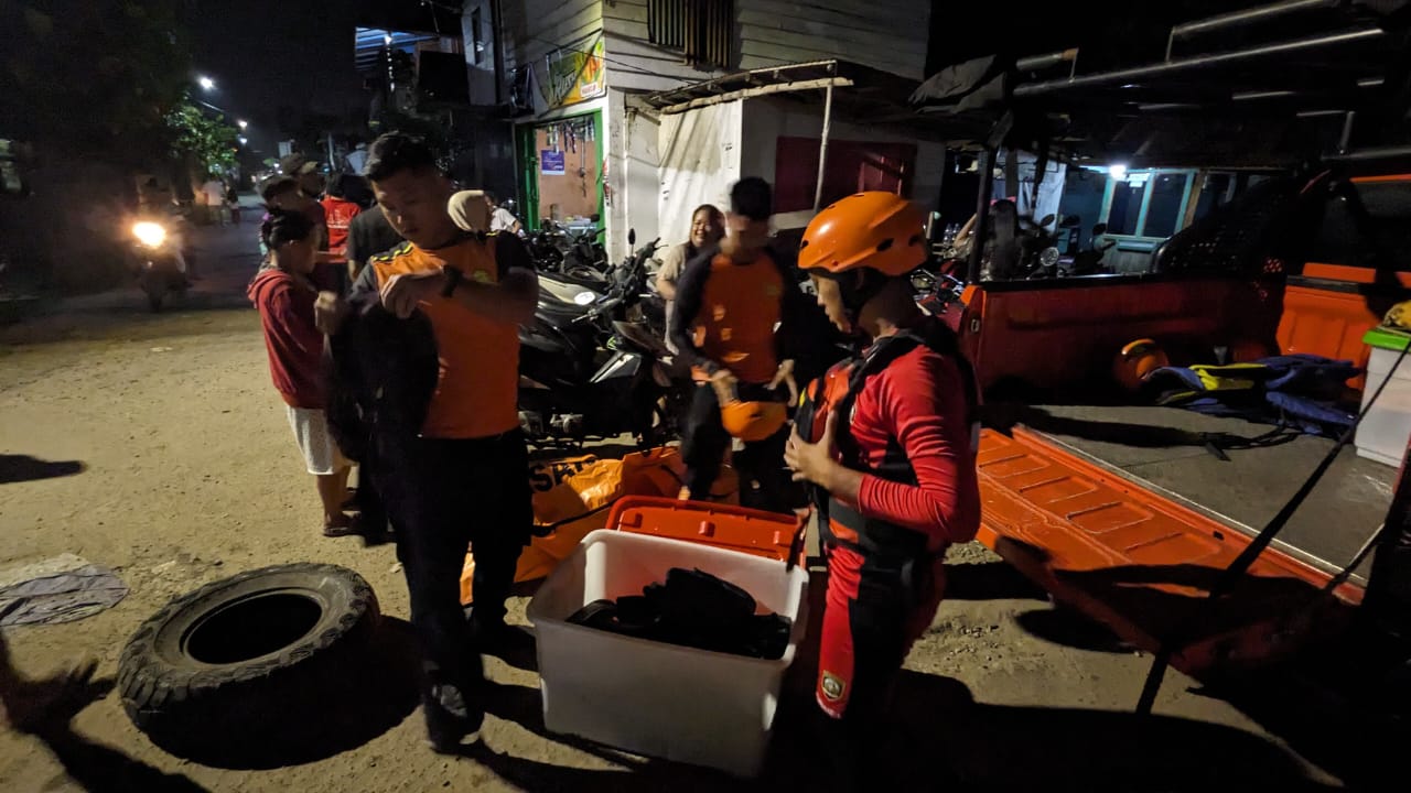 Remaja Tenggelam di Sungai Keruk Kertapati Ditemukan Meninggal Dunia 2