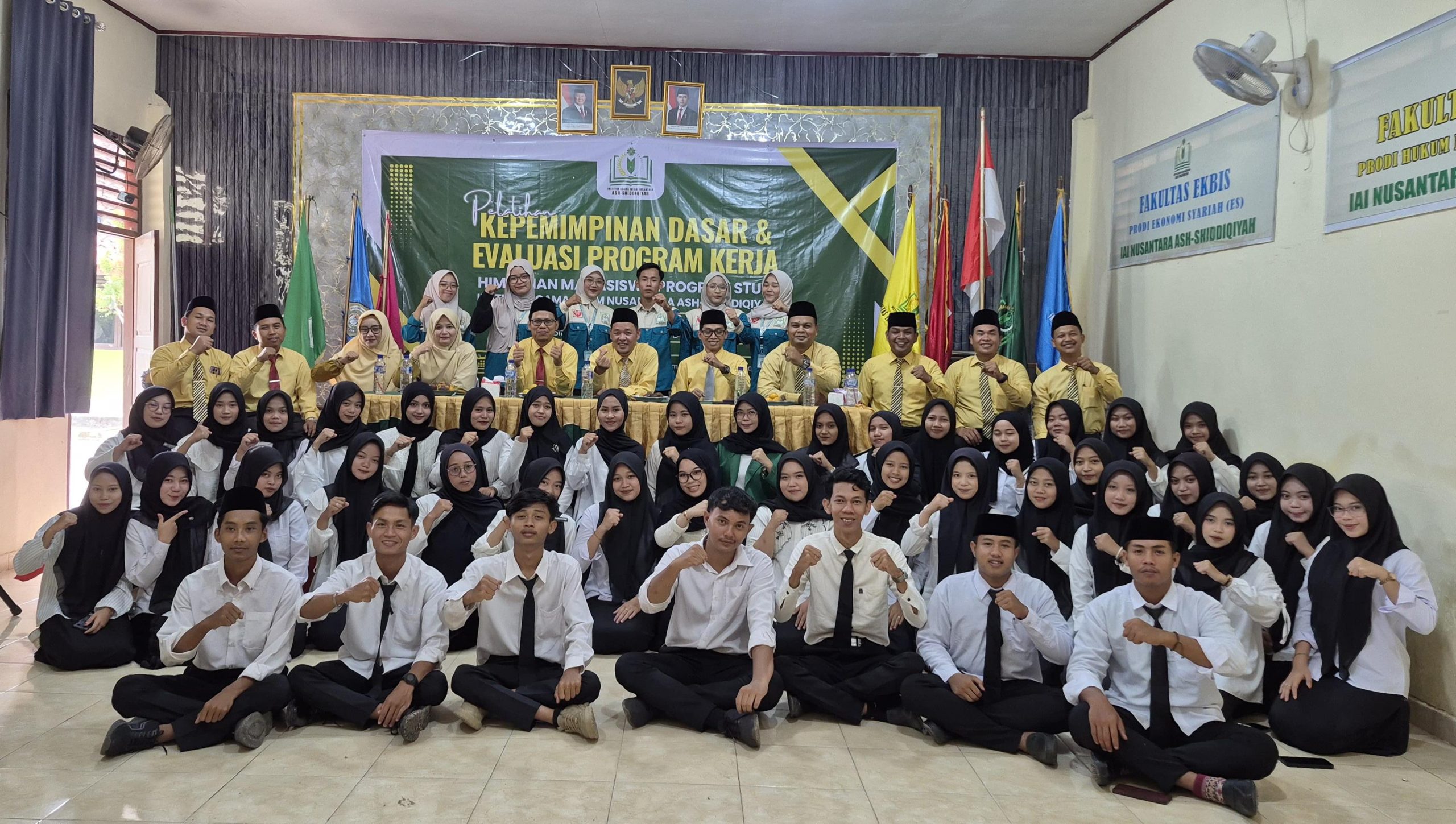 DEMA IAIN Ash-Shiddiqiyah Dorong Profesionalisme HIMA Prodi melalui Pelatihan Kepemimpinan Dasar (PKD). 1
