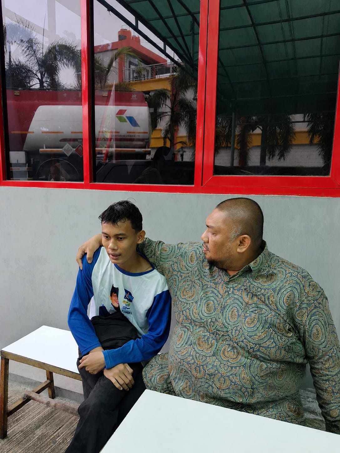 Dinsosp3A Pesisir Selatan Tertibkan ODGJ di SPBU Sago Secara Humanis 1