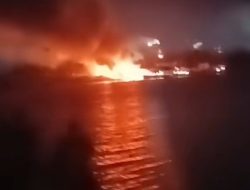 Diduga Tabung Gas Meledak, 10 Rumah dan Gudang di 1 Ilir Palembang Ludes Terbakar