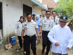 Kakanwil Ditjenpas Sumsel Erwedi Supriyatno Tinjau Progres Program Bedah Rumah di Palembang