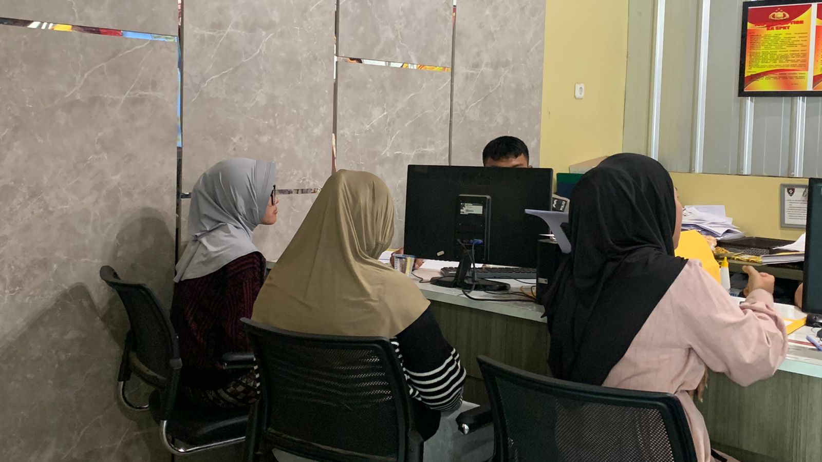 Handphone Mahasiswi Dicuri, Pelaku Gunakan untuk Pinjam Uang dan Sebar Konten Tak Pantas 1