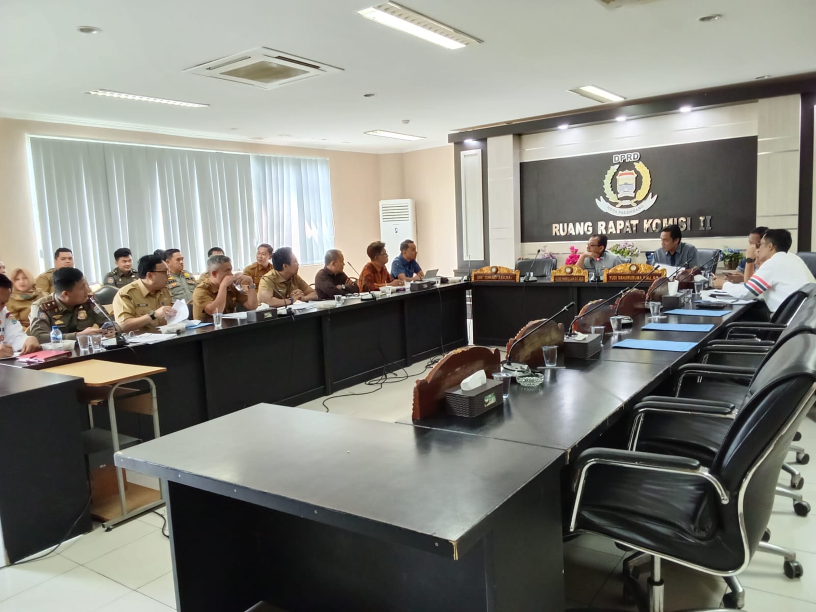 Polemik Parkir Rajawali Belum Usai, Komisi II DPRD Palembang Desak Tindak Lanjut Kasus Dugaan Perusakan 1