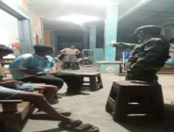 Babinsa Koramil 402-12/Pemulutan Bersama Warga Gelar Siskamling, Wujudkan Malam Aman dan Kondusif