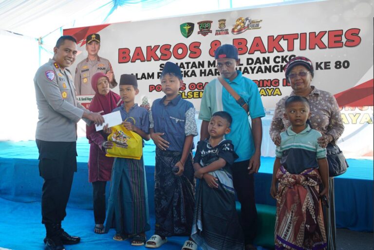 Polres OKI Gelar Sunatan Massal dan Cek Kesehatan Gratis di Mesuji Raya 1