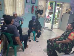 Babinsa 3 Ilir Koramil 418-05/Lemabang Perkuat Kamtibmas Melalui Komsos Bersama Tokoh Masyarakat