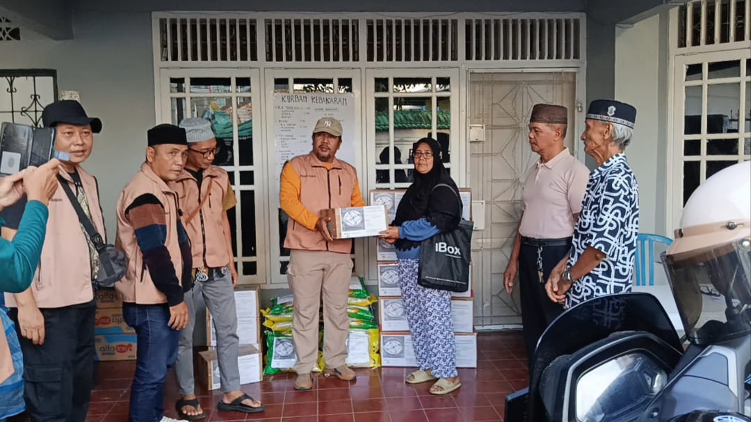 Di Balik Musibah Kebakaran, FORMASSII Hadir Membawa Harapan dan Kepedulian untuk Warga Lawang Kidul 2