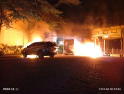 Diduga Ulah ODGJ, Mobil dan Dua Motor Terbakar di Area Parkir Citra Land