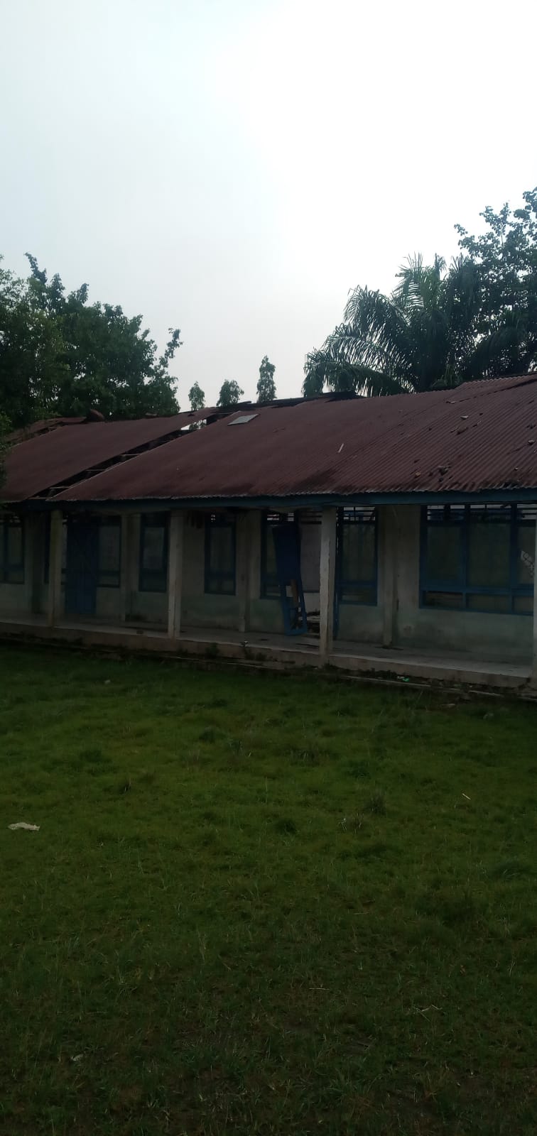 Kondisi memperihatinkan SDN 6 Muara sindang,tak terawat dan di duga langgar aturan pendidikan 2