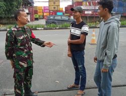Babinsa Kalidoni Ajak Remaja Jaga Keamanan Lingkungan Melalui Komsos