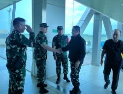 Wadan Satgas TMMD ke-129 Kodim 0418/Palembang Sambut Kedatangan Katim Wasev di Bandara SMB II