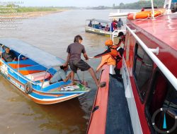 TENGGELAM DI SUNGAI BAUNG, SATU KORBAN DITEMUKAN MENINGGAL DUNIA, SATU KORBAN MASIH DALAM PENCARIAN