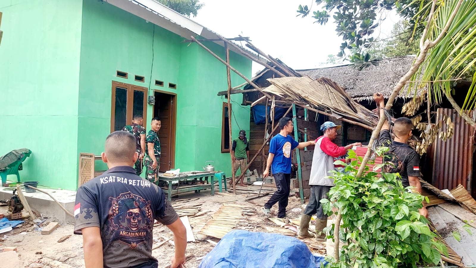 TMMD Tak Hanya Membangun Jalan dan Rumah, Tetapi Juga Membangun Kedekatan dengan Warga 1