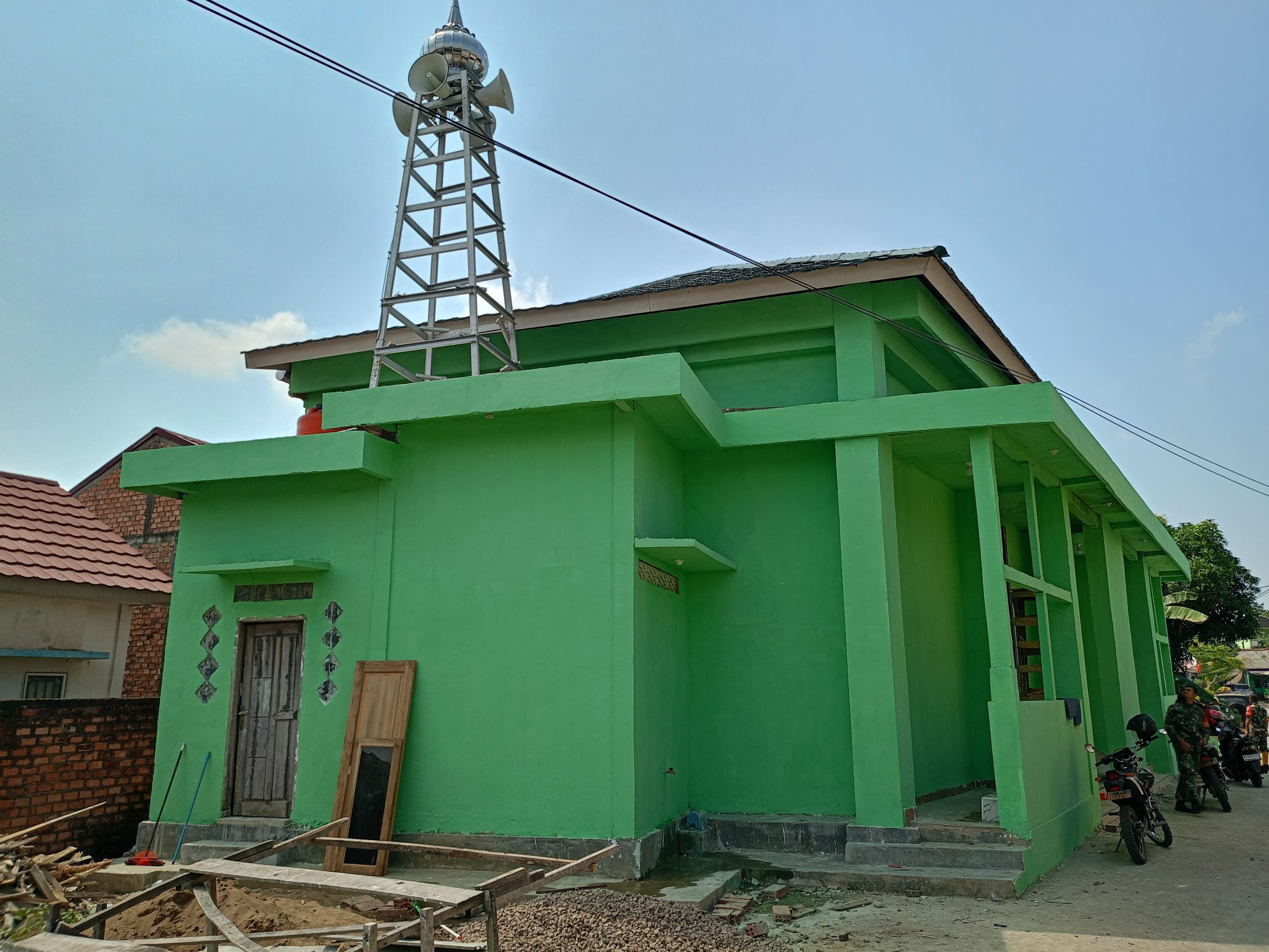 H-1 Penutupan TMMD ke-129, Mushola Baitul Maghfurin Terus Dipoles 1