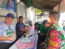 Jelang HUT RI ke-81, Babinsa 3 Ilir Ajak Warga Kibarkan Bendera Merah Putih