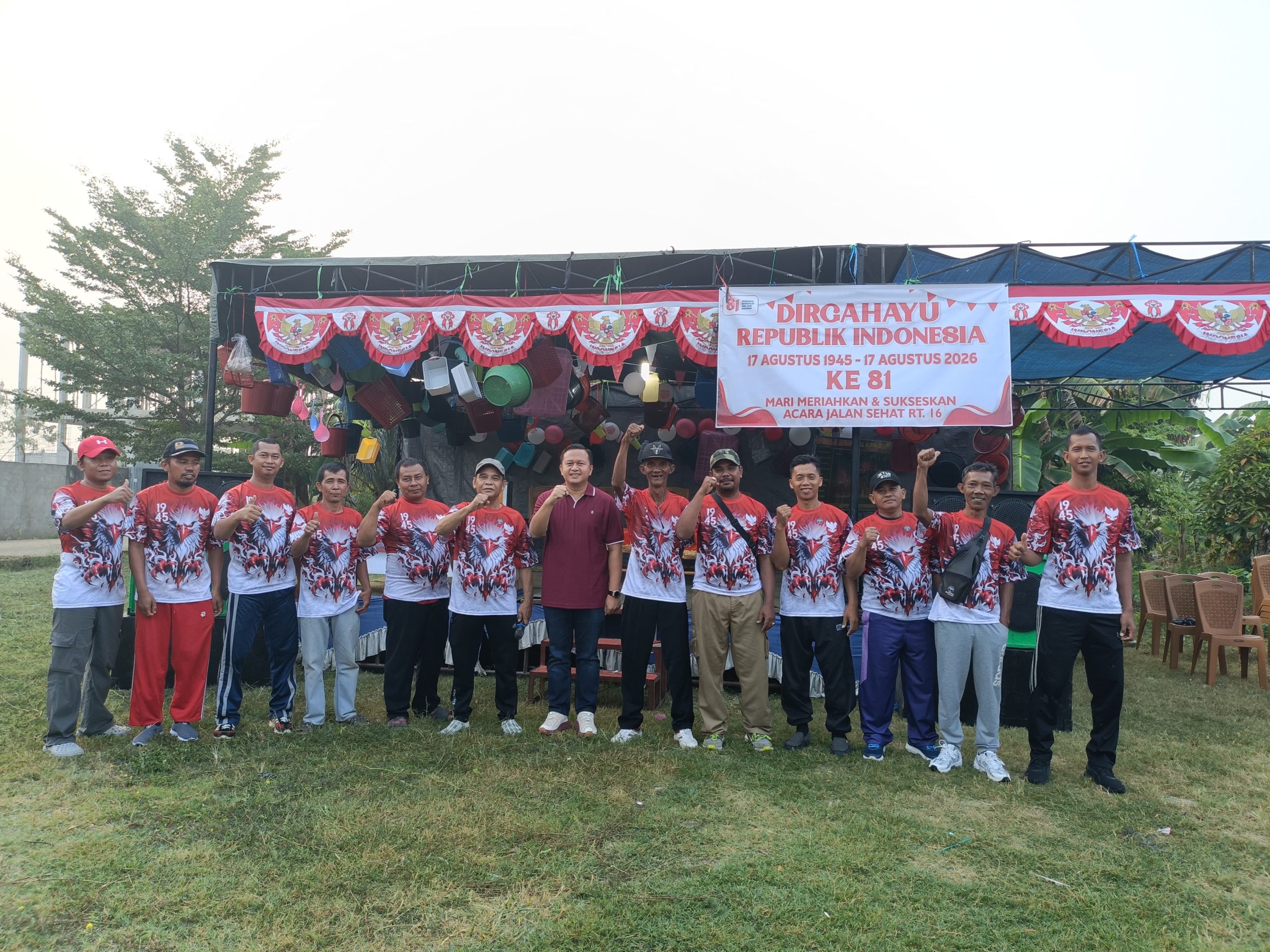 Semarak HUT ke-81 RI, RT 16 RW 07 Gelar Jalan Sehat, Warga Antusias Rayakan Kemerdekaan 2