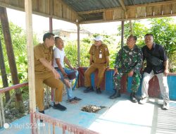 Babinsa Sei Buah Koramil 418-05/Lemabang Ajak Warga Aktifkan Ronda untuk Jaga Kamtibmas
