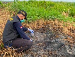 Polres OKI Buru Jejak Api di Ulak Kemang Baru, Labfor Ambil Sampel Abu dan Arang