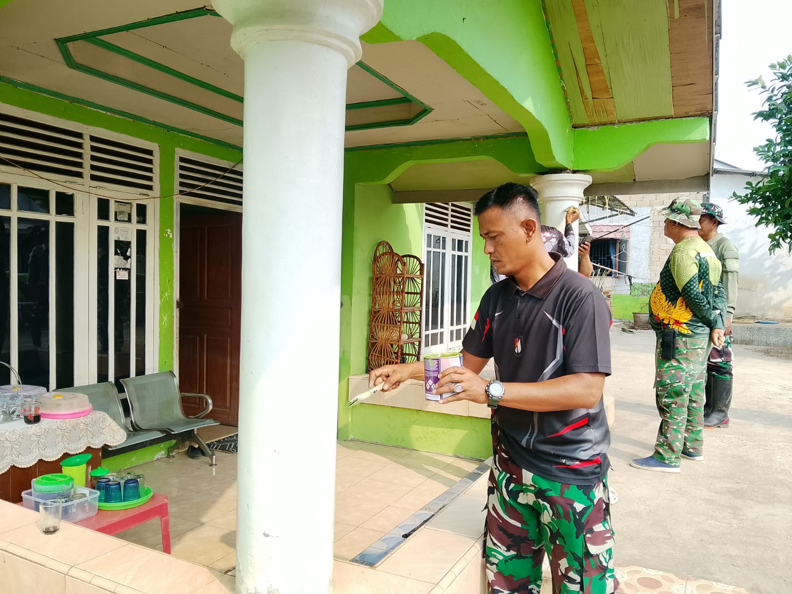 Kodim 0418/Palembang Rehab Panti Asuhan Darul Hijrah, Perbaikan Fasilitas Terus Dikebut 1
