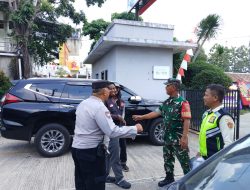 Babinsa 5 Ilir Bersama Bhabinkamtibmas dan Warga Bahas Kewaspadaan Curanmor