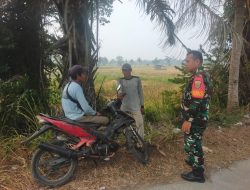 Babinsa Sungai Lais Ingatkan Warga Tidak Bakar Lahan Sembarangan