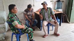 Babinsa 11 Ilir Bersama Linmas Perkuat Keamanan Wilayah, Warga Diimbau Tidak Membakar Sampah Sembarangan 4