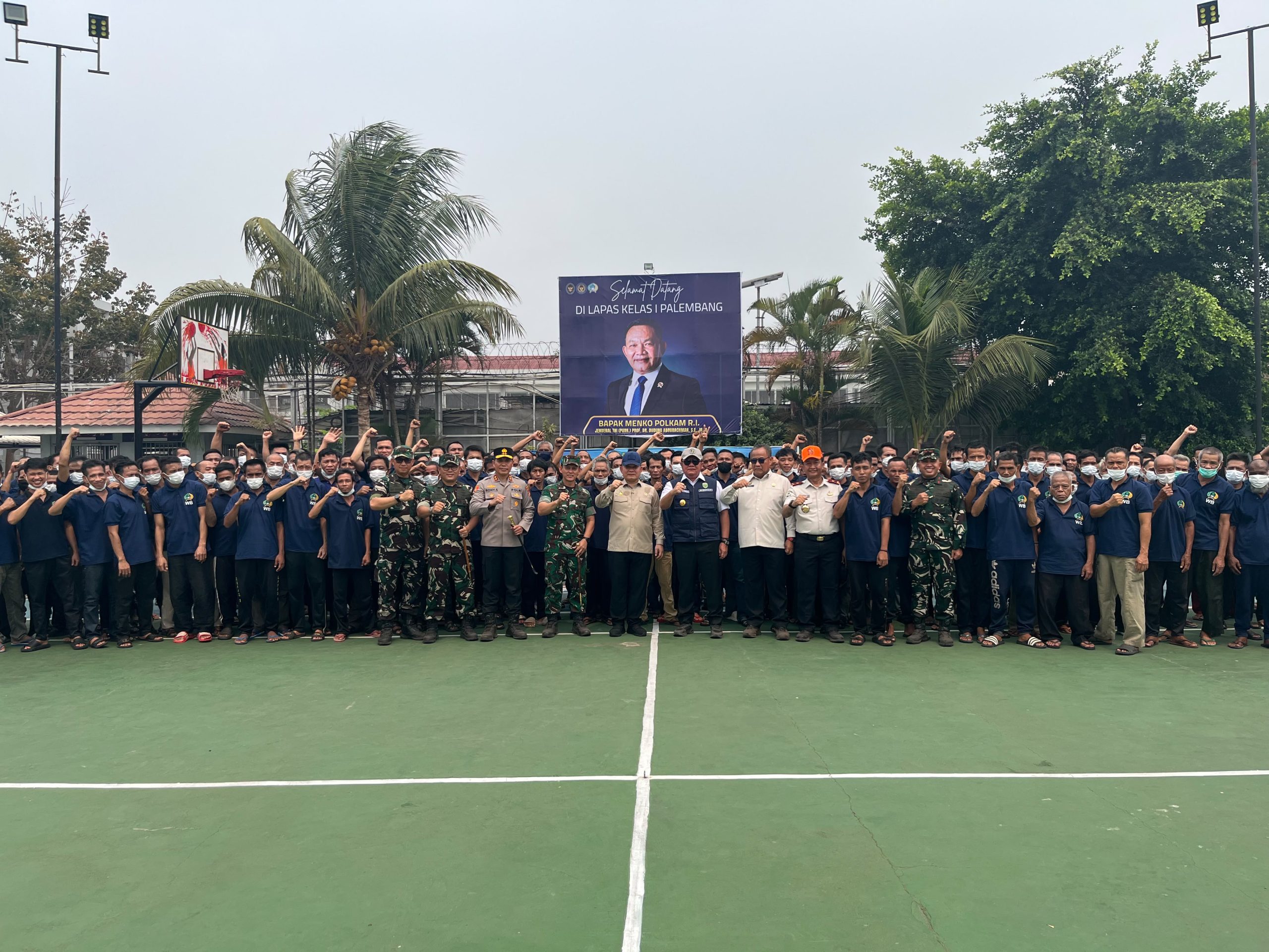 Menko Polkam Kunjungi Lapas Kelas I Palembang, Berikan Motivasi kepada Warga Binaan PALEMBANG, - 1