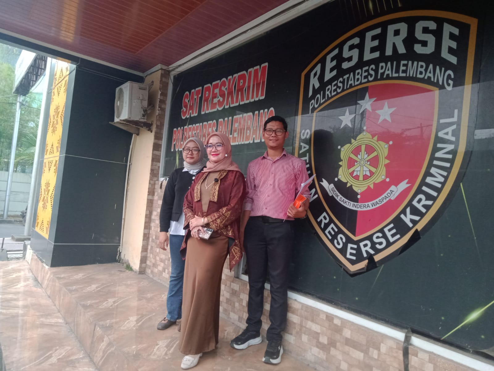 Ayuk Kandung Korban Pembegalan : Pelaku DPO Segera Ditangkap Dan Para Pelaku Dihukum Seberat - Beratnya 1