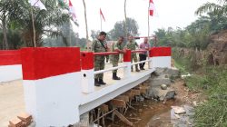 Kasdim 0418/Palembang Cek Pembangunan Jembatan Beton Merah Putih di Talang Jambe 2